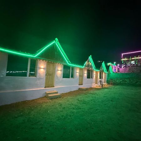 Lord Shiva Dimension Hotel Tosh Bagian luar foto